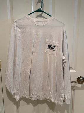 Vineyard Vines Christmas White Long-Sleeve Pocket Tee